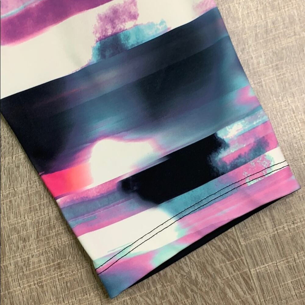 Exp Core Performance Multicolored Crop Leggings - image 3